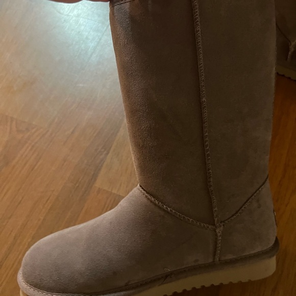 UGG koolaburra boots - Picture 3 of 6